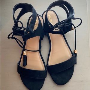 Black/gold Merona brand sandals